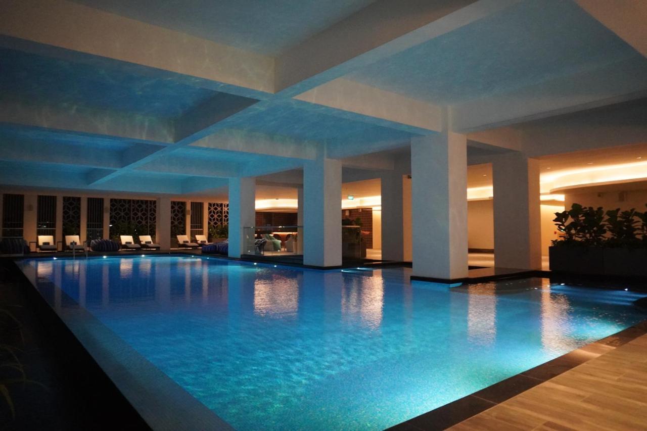 Zealax Hotel & Residence Rangoon Buitenkant foto