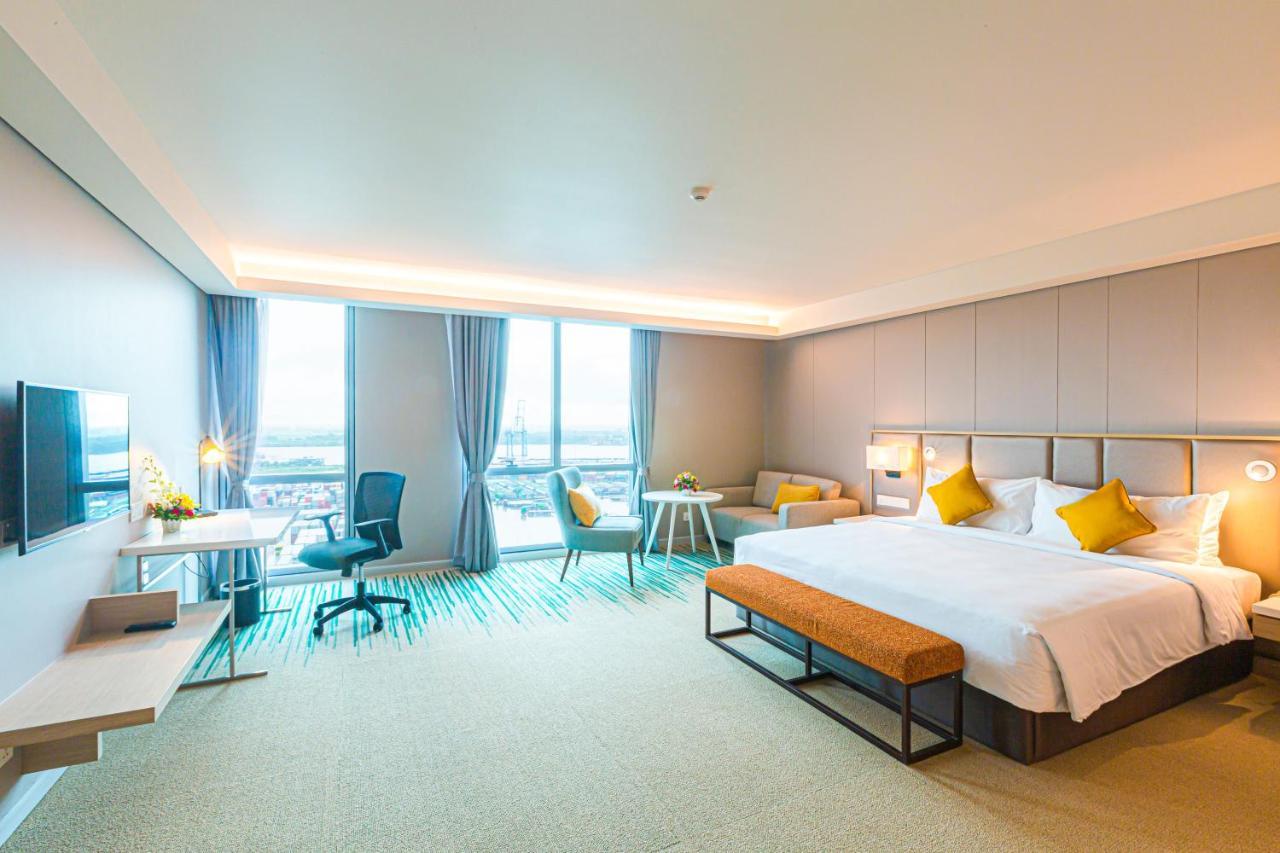 Zealax Hotel & Residence Rangoon Buitenkant foto