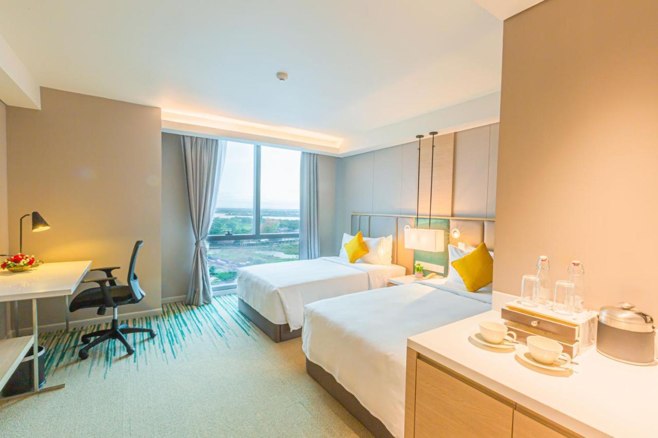 Zealax Hotel & Residence Rangoon Buitenkant foto