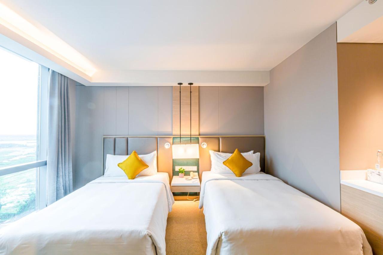 Zealax Hotel & Residence Rangoon Buitenkant foto